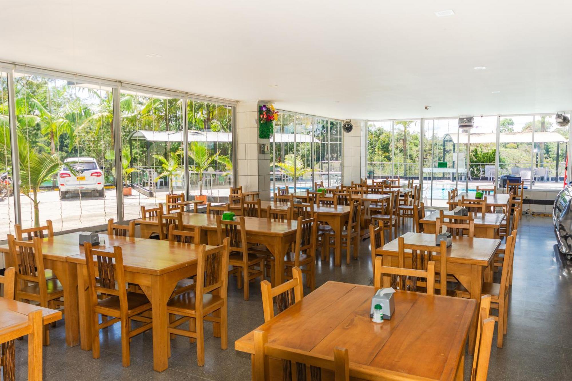 Hotel Verony Guatapé Екстериор снимка
