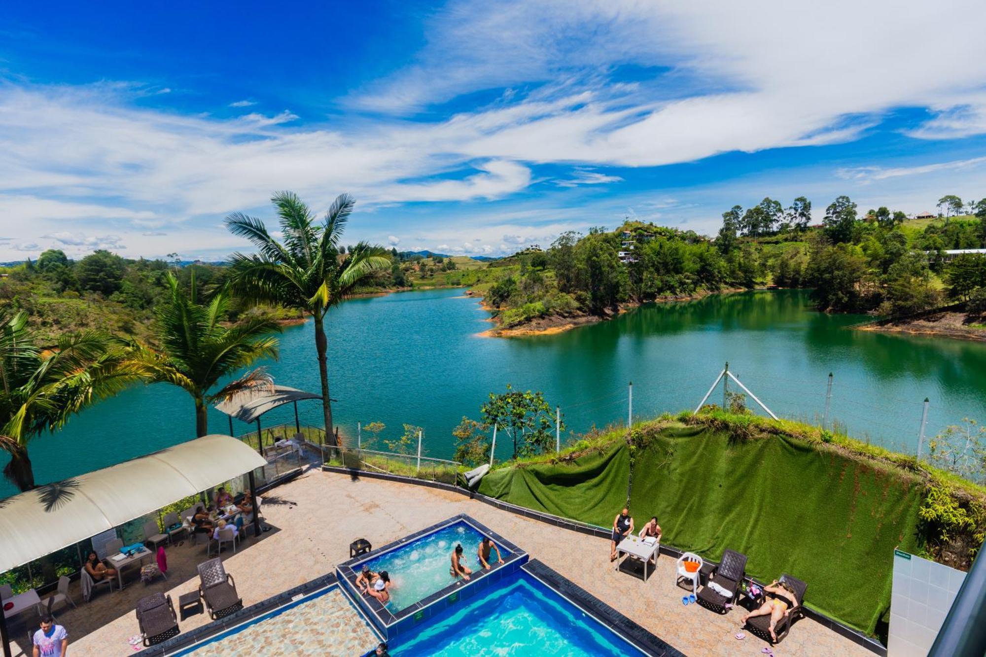 Hotel Verony Guatapé Екстериор снимка
