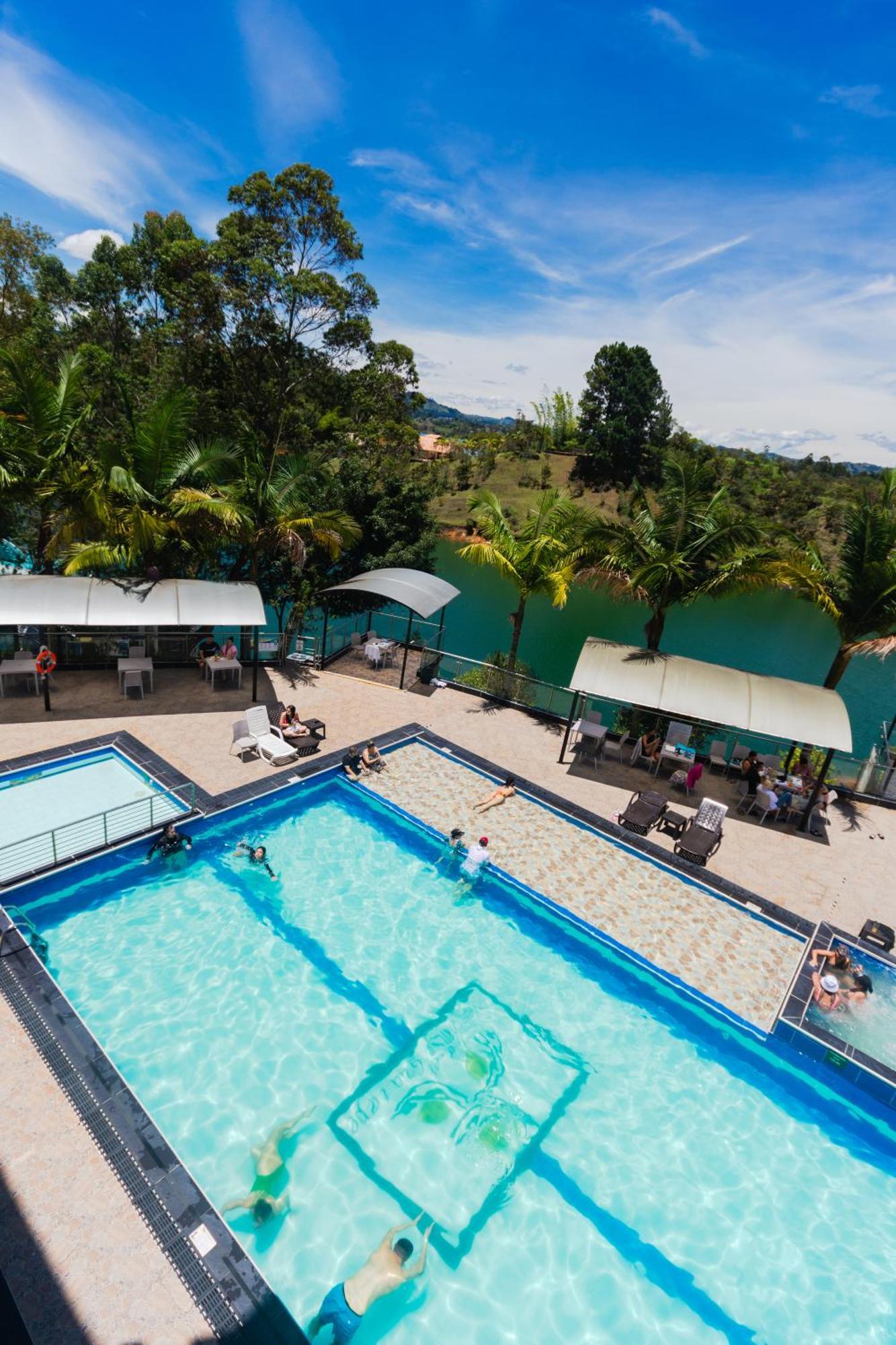 Hotel Verony Guatapé Екстериор снимка